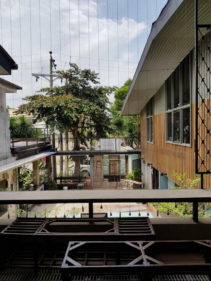 The Flying Fish Hostel Cebu Exteriör bild